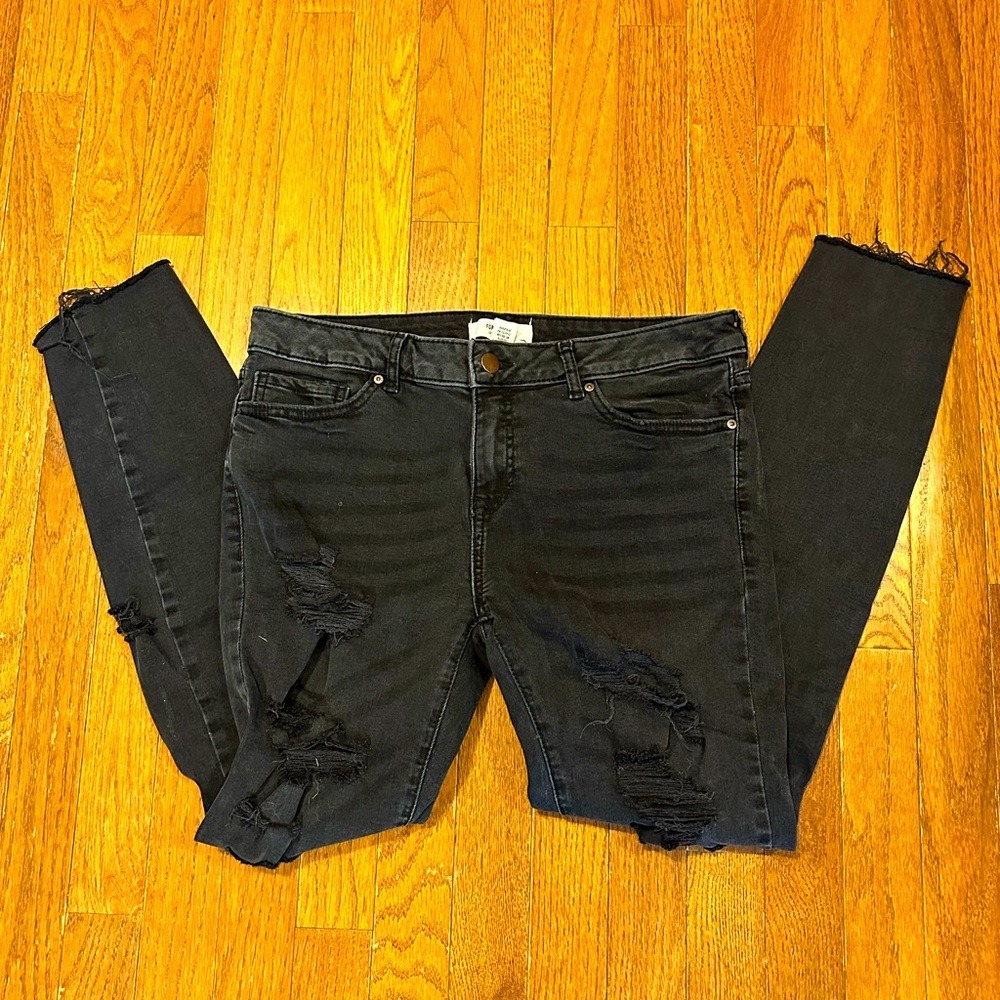 Forever‎ 21 JR Jeans Size 30 Black Distressed